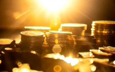 分析金融高质量发展面临的形势