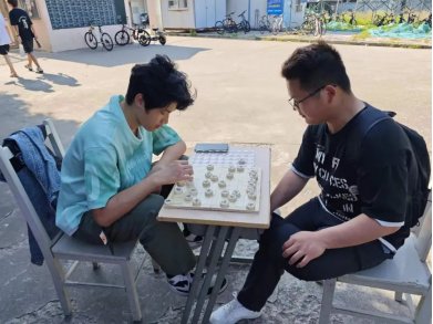 斗智斗勇
