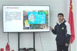他们根据党建老师的指导