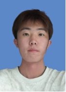 智信“芯”青年组织同学打扫慎思教学楼