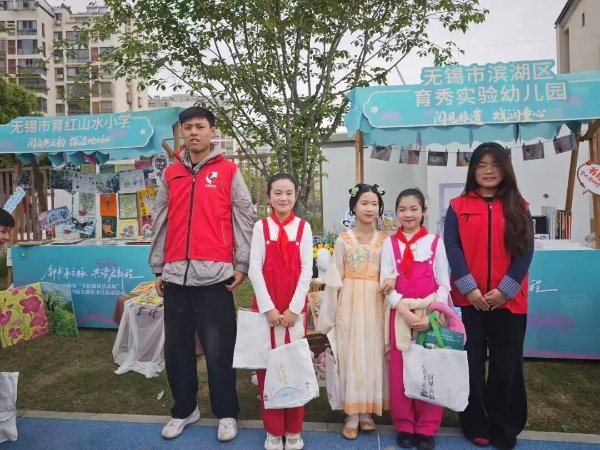 在充满烟火气的滨湖区南泉老街顺利拉开