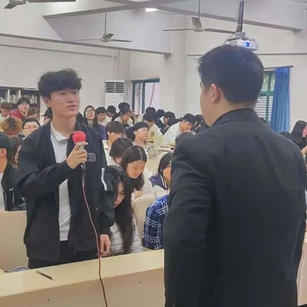 告诉同学们情绪的重要性