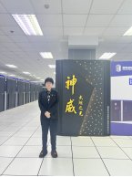 激发报国志向