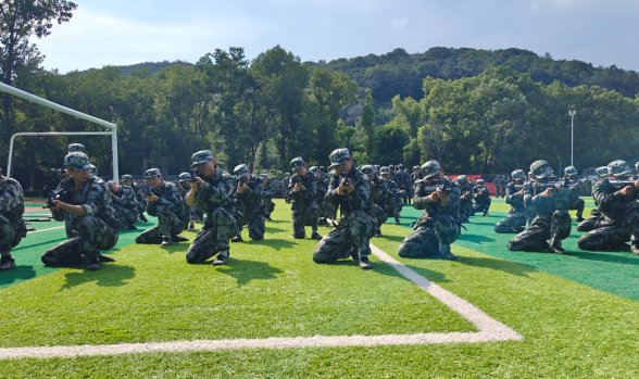 关怀护训 聚力同心