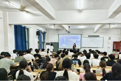 在校江南app体育在线登录入口官方登