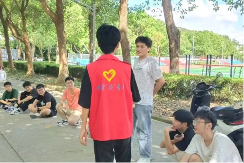 向未来”为主题的新生心理团辅活动