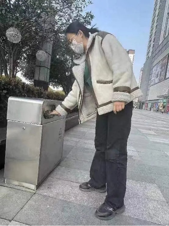 学雷锋纪念日