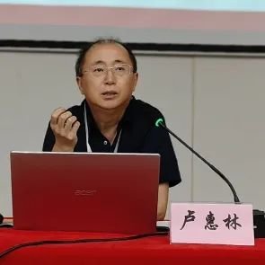 争做智信“芯”青年