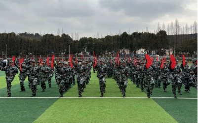 为了协助2023级小萌新