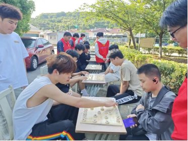 展现出了同学们高超的象棋技巧和顽强拼