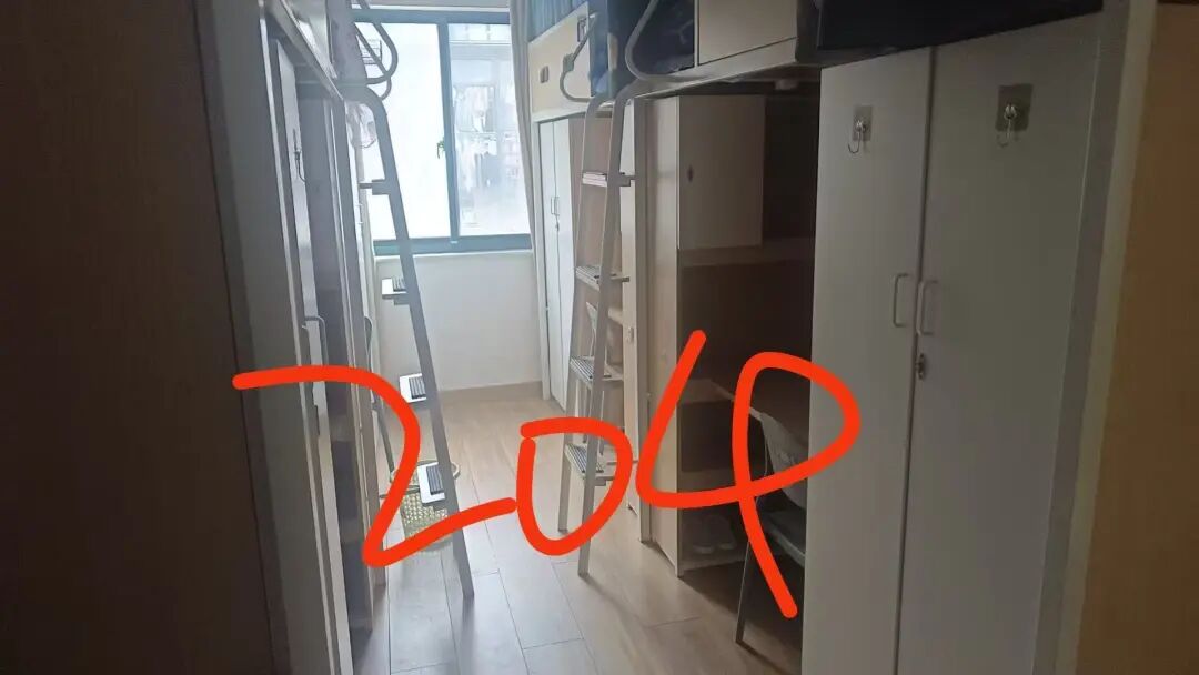 这些宿舍以一尘不染的角落
