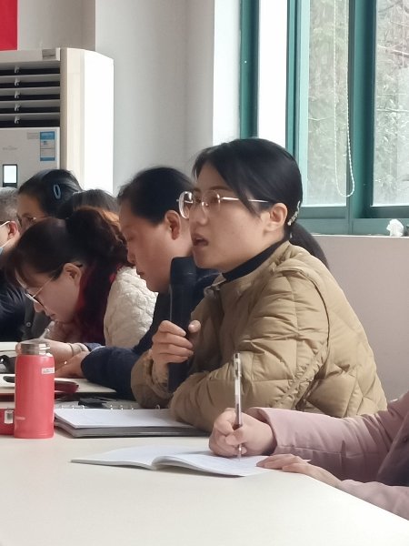 1.jpg 线上线下混合式教学