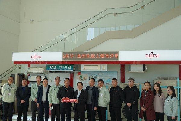 全体合影_副本.jpg 智信江南app体育在线登录入口帮助中
