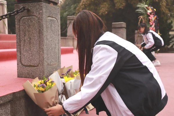 640.webp (7).jpg 缅怀革命先烈丰功伟绩