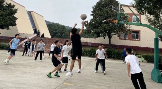 智信篮球赛，开赛！