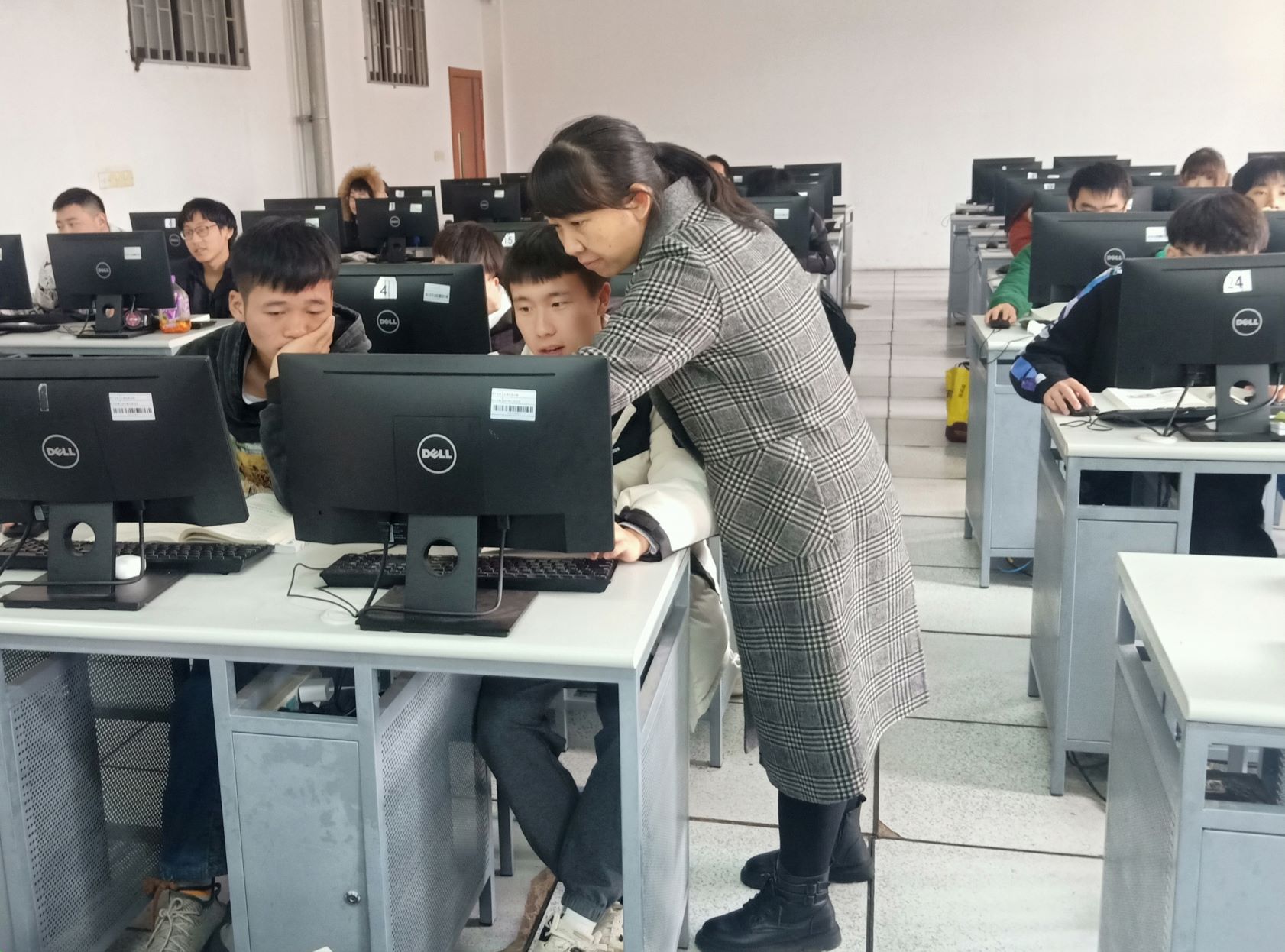 促进教师相互江南app体育在线登录入